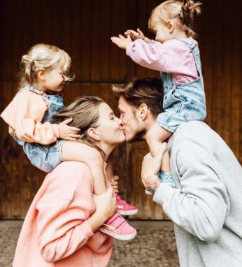 Astrid Weghorst son Wout Weghorst with his wife Nikki van Esch and kids